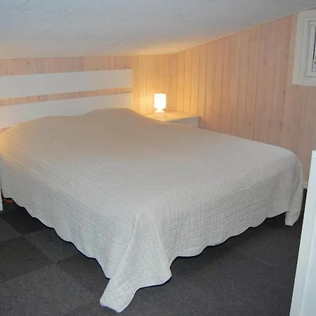 In Romo With Kitchen * Romo Kirkeby