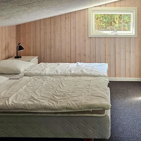 Holiday home Romo With A Fireplace 333